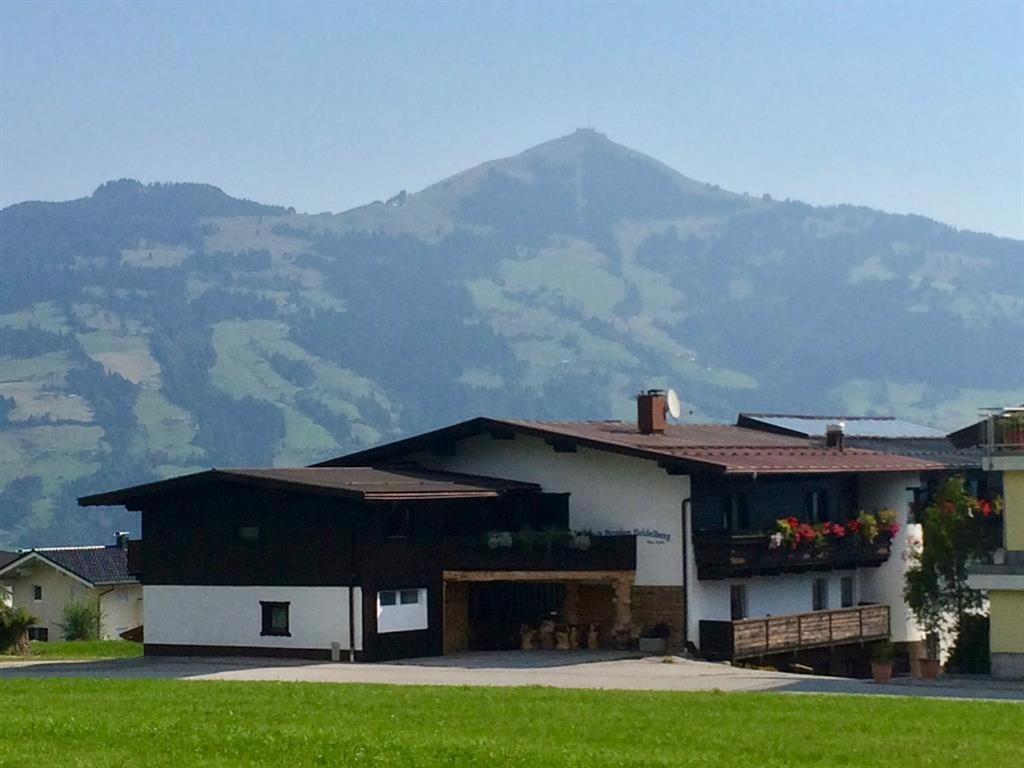Pension Heidelberg - Fam Fuchs ฮอพฟ์การ์เทน อิม บริกเซนทัล ภายนอก รูปภาพ